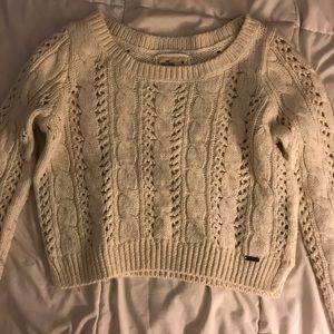 Hollister cropped cable knit sweater